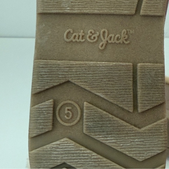 Cat & Jack Girls Shearling Style Boots Faux Fur Round Toe Size 5 - Picture 8 of 10